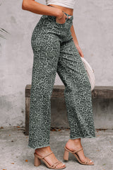 Jean taille haute à jambe large et bord effiloché léopard gris