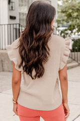 Suéter de cuello fuerte y mangas cortas con volantes en avena de punto retorcido más