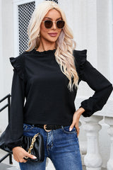 Chemisier noir à manches bouffantes et bordure à volants et col à volants-A WOMAN WE LOVE