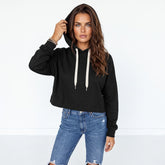 Sweat à capuche court noir uni à épaules tombantes