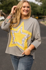 Plus Size Medium Grey Floral Star Print 3/4 Sleeve Top