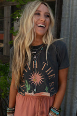 Western graphic t-shirt Western gray Rise with the Sun