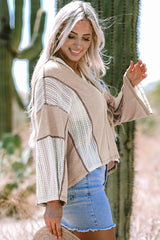 Top superior con detalles de crochet pergamino y costuras aparentes