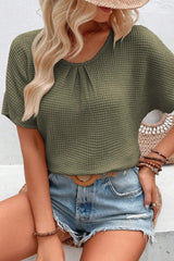 Textured t-shirt with patch in lace green guipure foam