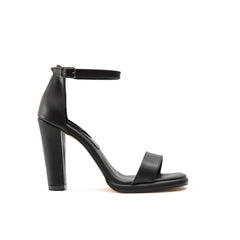 Fashion attitude sandals