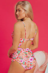 Trazo de baño de una pieza: elegancia floral y detalles sofisticados *