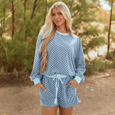Ensemble pull à manches longues et short en damier bleu ciel