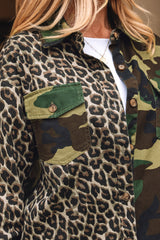 Veste-chemise marron oversize à imprimés léopard et camouflage