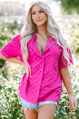 Chemise à manches courtes texturée à carreaux et col à revers rose vif-A WOMAN WE LOVE