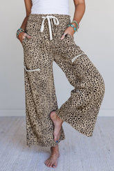Pantalon marron en tricot éponge à imprimé animal