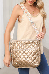 Grand sac d’épaule doré matelassé en simili cuir