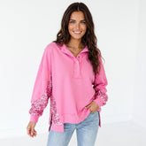 Sudadera Henley con dobladillo alto y bajo en mosaicos de lentejuelas de dulces