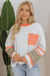 Haut ample à délavage minéral avec patch aztèque occidental abricot