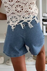 Short en jean bleu crépuscule à poches rabattues