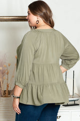 Chemise verte à volants et col fendu de grande taille-A WOMAN WE LOVE