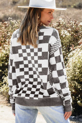 Pull gris à carreaux bicolores et col rond