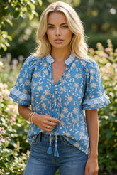 Chemisier à manches courtes imprimé floral bleu