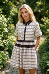 Black flared dress with bubble sleeves *