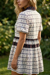 Black flared dress with bubble sleeves *