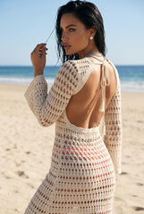 ✨ ÉCLAT D’IVOIRE – La robe crochet au charme solaire et sensuel