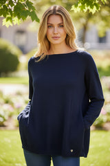 💙 Pull fluide dos voilé – Élégance marine