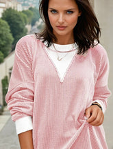 Ample with drooping shoulders and color block *