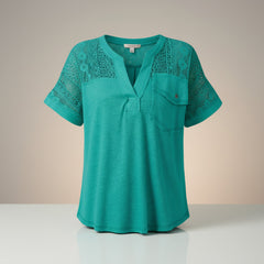 Short sleeve blouse in green lace *