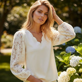 Festonneed white blouse with V * neckline