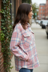 Flannel jacket with flap pocket and pink checks