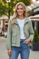 Veste Courte à Capuche et Poches Zippées