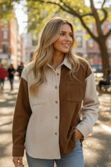 Côte velvet jacket buttoned with chest pockets in brown color