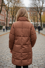 Manteau mi-long zippé à col montant et matelassé café