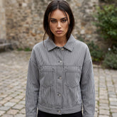 Veste en jean oversize délavée à rayures bleues *