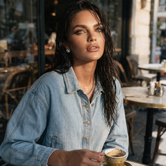 Veste en jean bleu clair à bas ajustable par cordon