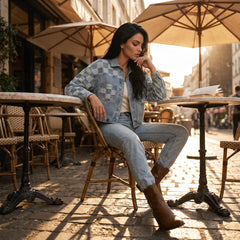 Veste en jean bleu délavé à damier et épaules tombantes