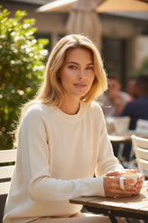 💫 Épure Nordique – Pull fin à col rond en laine mélangée