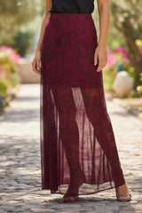 Ensemble deux pièces : haut manches longues + jupe longue bordeaux