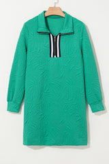 Right mini-Robe in textured jacquard with zipper on a quarter and green of water