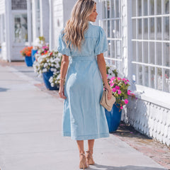 Robe midi en jean à manches courtes bouffantes