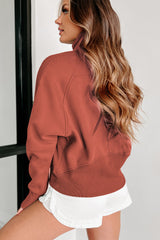 Sleeve sweatshirt and upright collar *