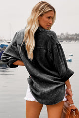 Chemise noire texturée froissée avec poches poitrine et délavé minéral-A WOMAN WE LOVE