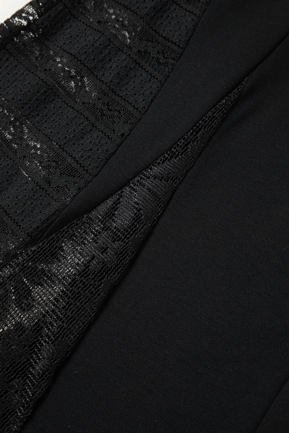 Pantalones de cintura grande y mosaicos en encaje bohemio negro * Pantalones de cintura grande y mosaicos en encaje bohemio negro *