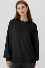 Black solid sweatshirt with dropped shoulders and fleece lining