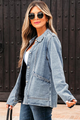 Veste en jean bleu myosotis à finitions festonnées et grandes poches