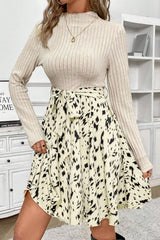 Beige trapeze dress in ribbed patchwork printed *