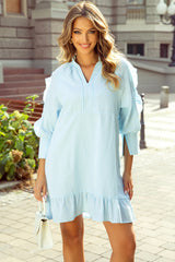 Myosotis Mini-robe en seersucker à volants et manches bouffantes à col montant