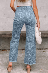 Jean taille haute à jambe large et bord effiloché léopard bleu ciel