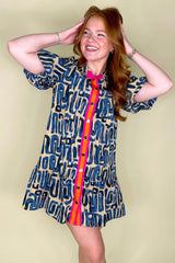 Mini-Robe buttoned bubble sleeve and abstract beige print