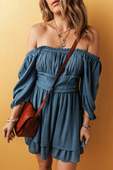 Mini manga y escote de 3/4 redondeados por mini fechas