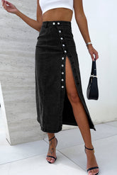 Falda de hombre en medio de longitud negra *